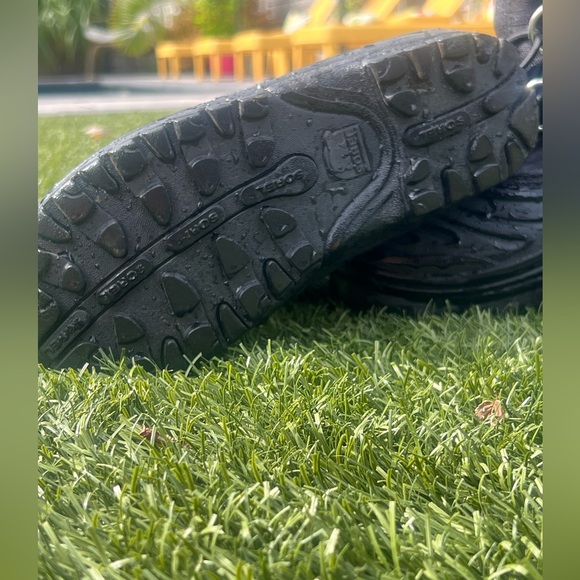 Sorel boots - Picture 2 of 2